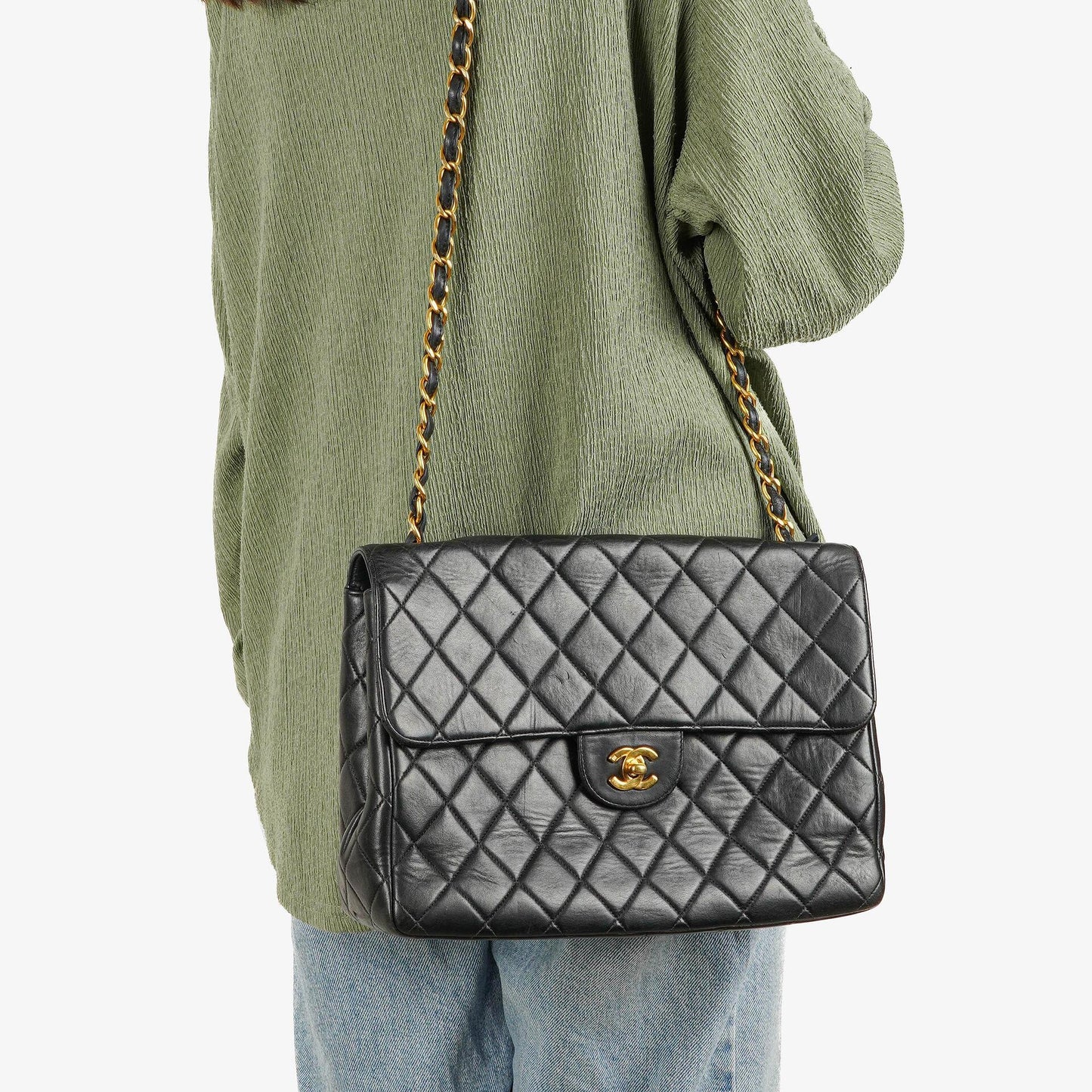 Chanel Jumbo Classic Single Flap Bag Black Quilted Lambskin 24K Gold-Plated Hardware