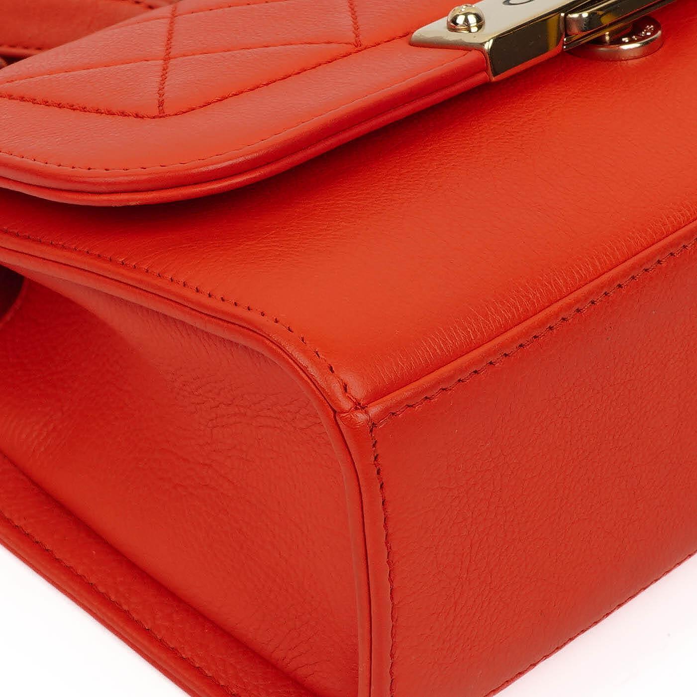 Chanel Label Click Flap Red in Quilted Calfskin With Gold-Tone Hardware