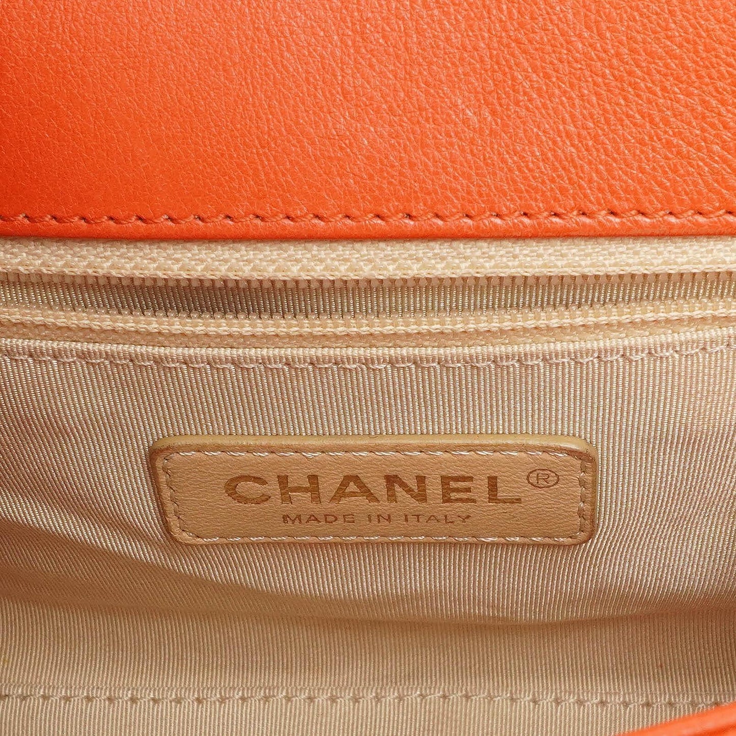 Chanel Label Click Flap Red in Quilted Calfskin With Gold-Tone Hardware