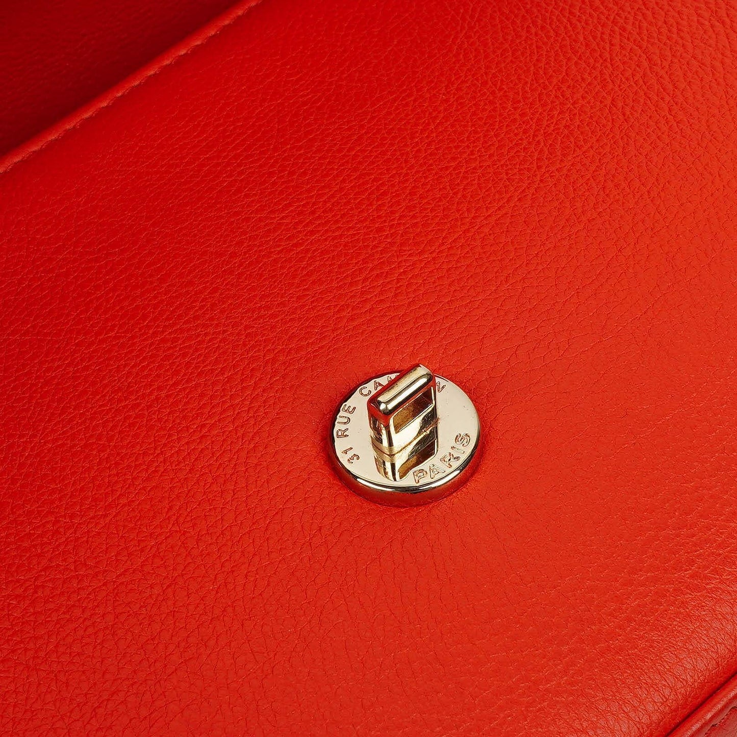 Chanel Label Click Flap Red in Quilted Calfskin With Gold-Tone Hardware