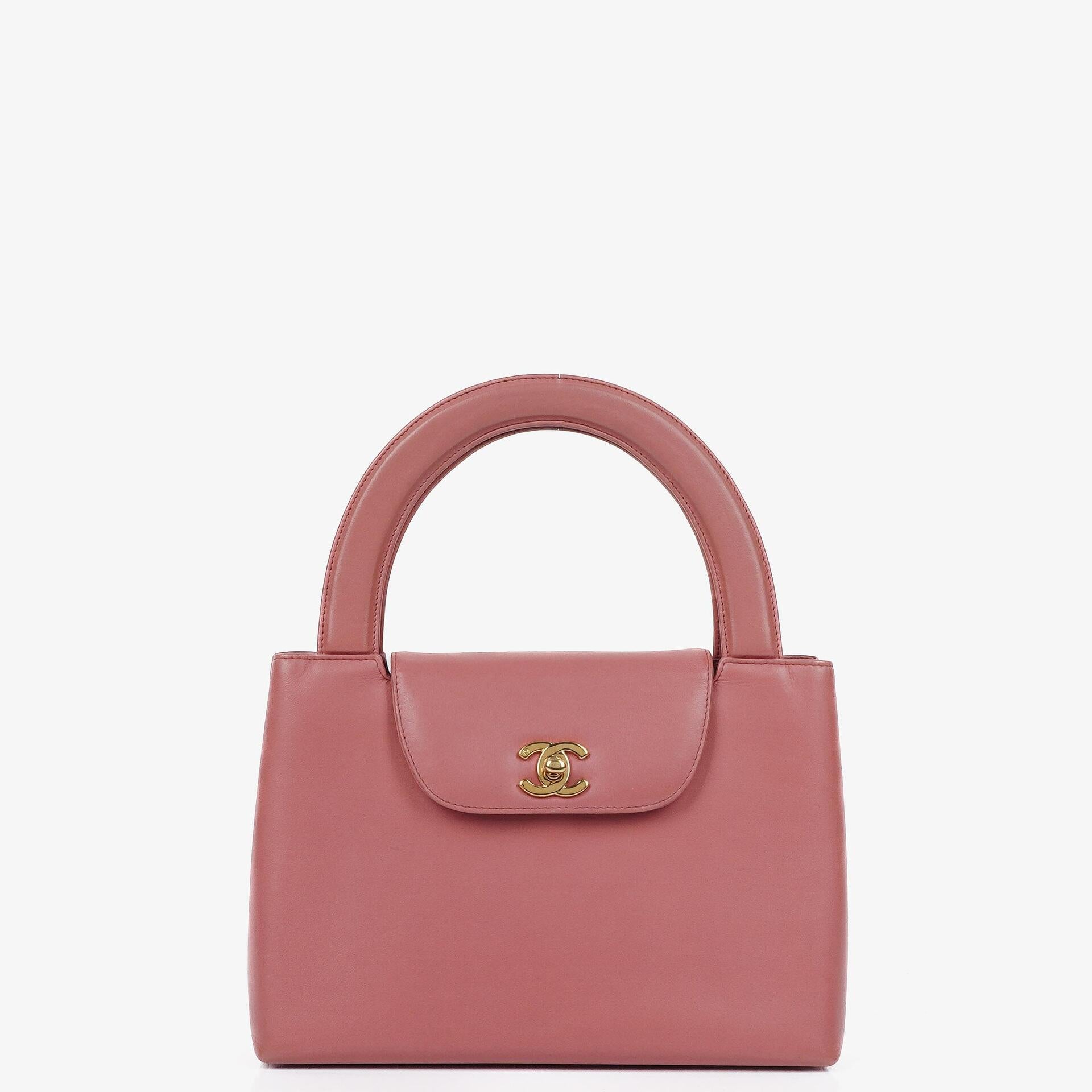 Chanel Large Kelly Pink Lambskin 24K Gold-Plated Hardware Shopping Bag