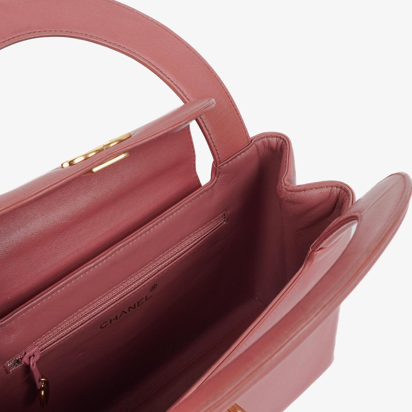 Chanel Large Kelly Pink Lambskin 24K Gold-Plated Hardware Shopping Bag