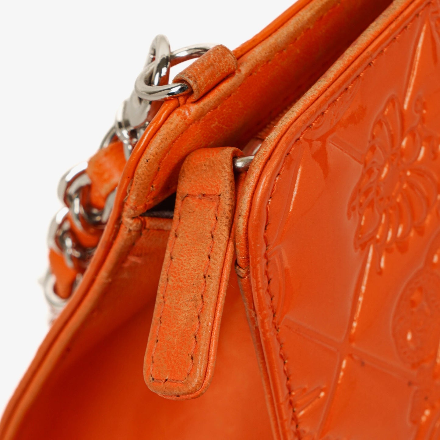 Chanel Lucky Charm Orange Patent Leather Pochatte
