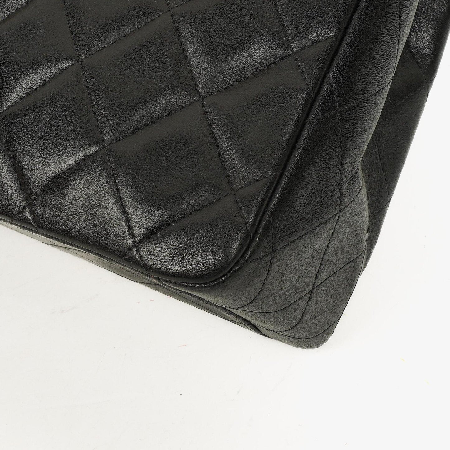 Chanel Maxi Jumbo Classic Single Flap Bag Black Quilted Lambskin 24K Gold-Plated Hardware
