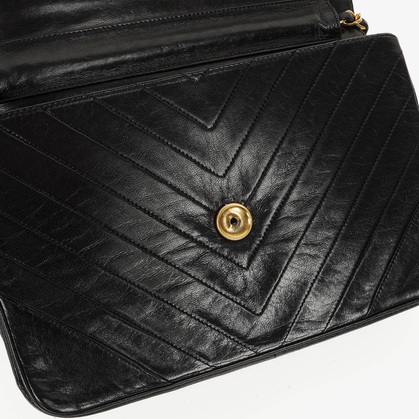 Chanel Medium Classic Single Flap Bag Black Chevron Quilted Lambskin 24K Gold-Plated Hardware