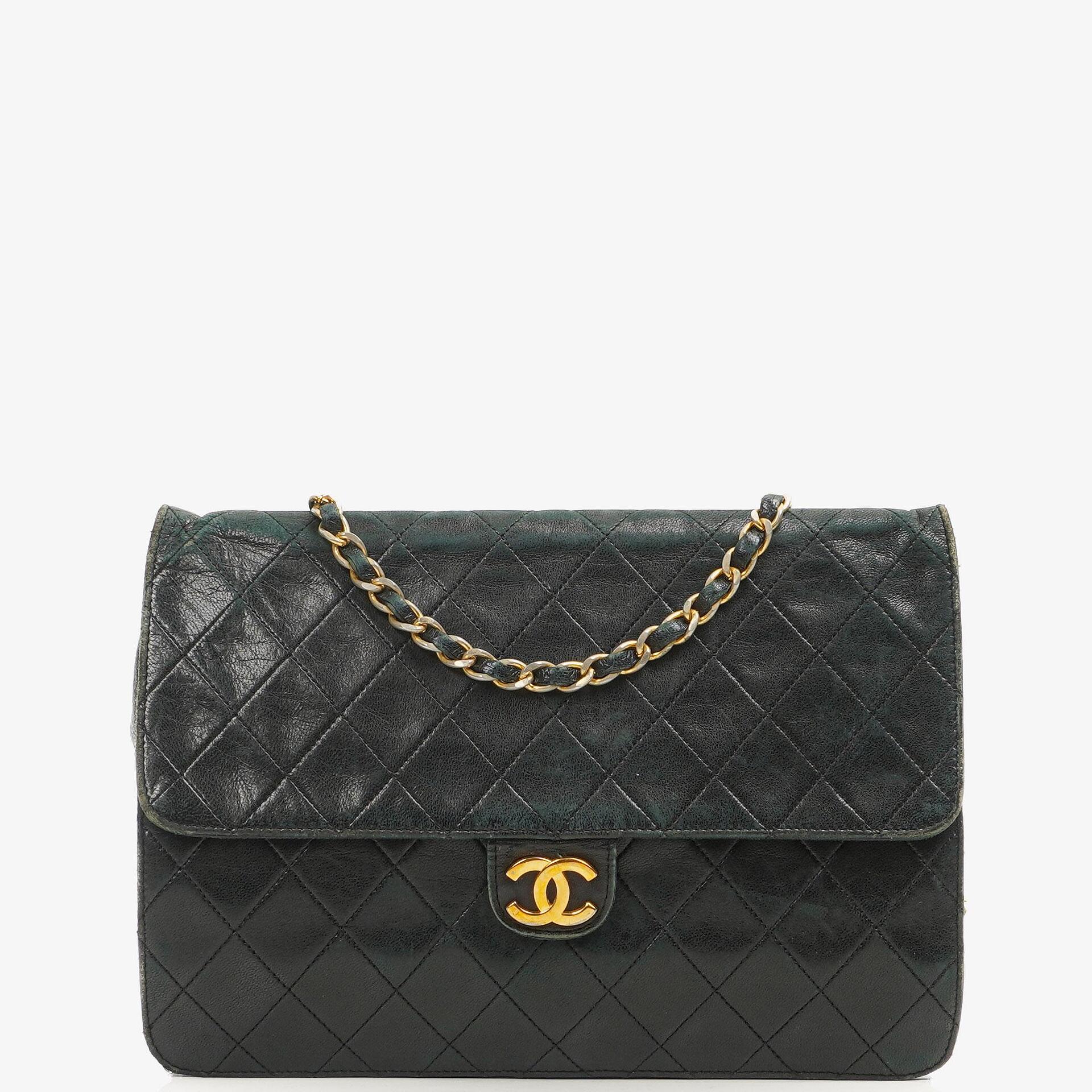 Chanel Medium Classic Single Flap Bag Black Quilted Lambskin 24K Gold-Plated Hardware
