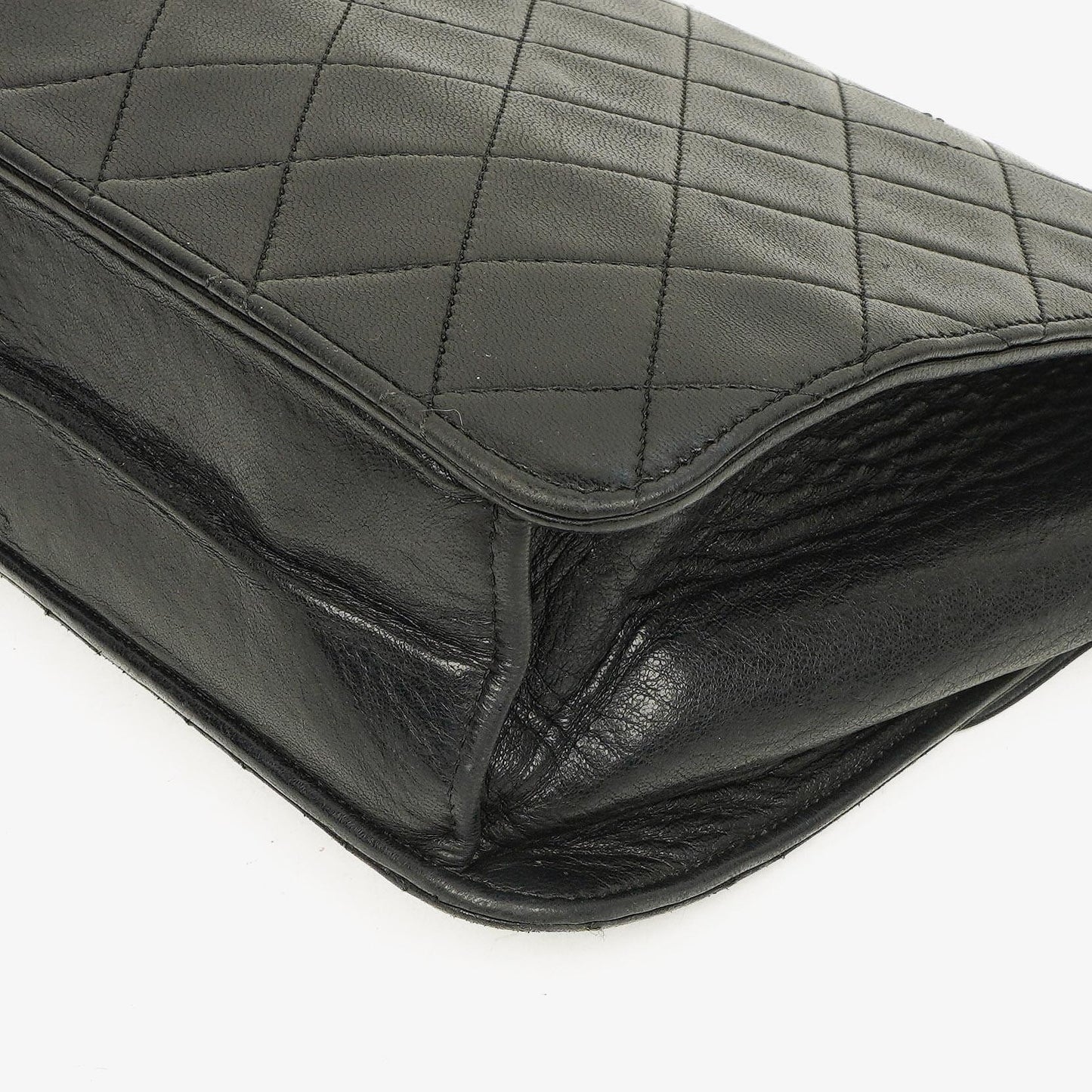 Chanel Meduim Classic Single Flap Bag Black Quilted Lambskin With 24K Gold-Plated Hardware