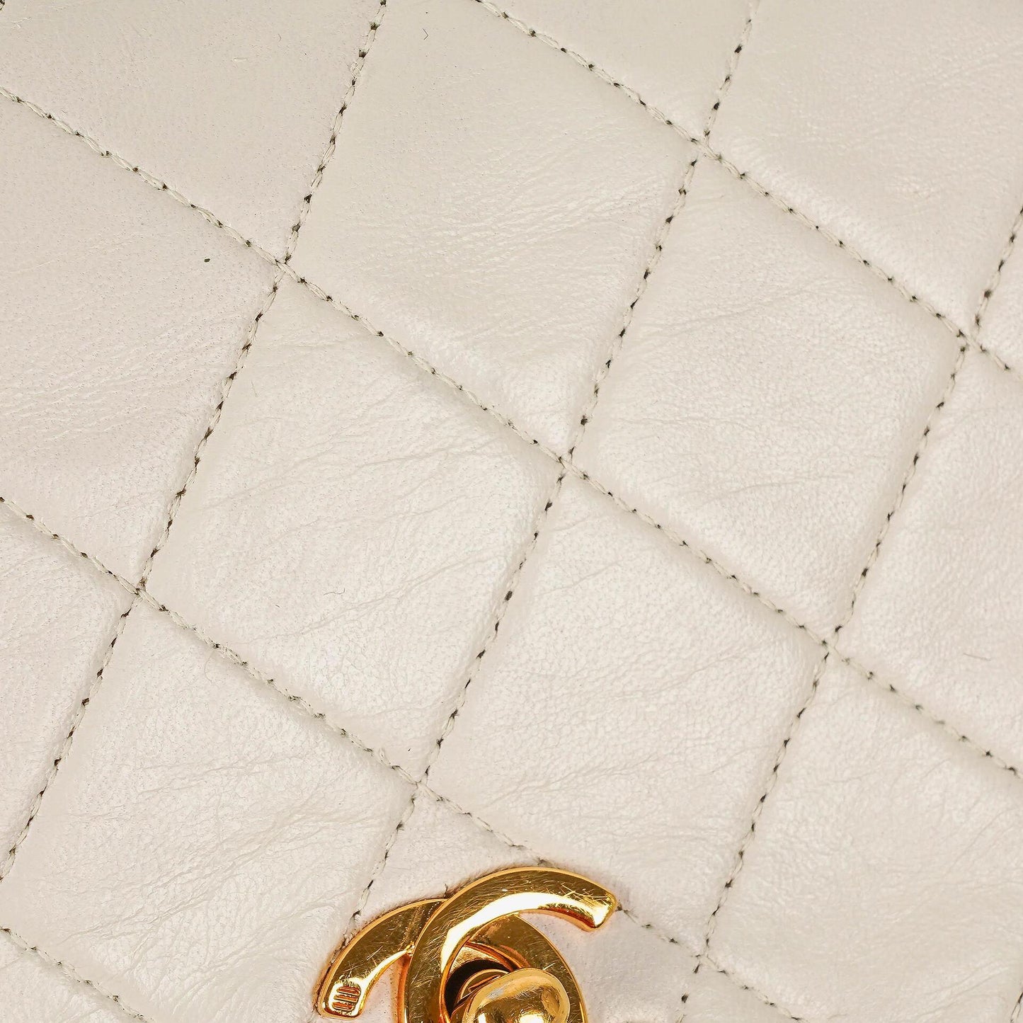 Chanel Mini Classic White Quilted Lambskin Full Flap Wallet On Chain WOC With 24K Gold-Plated Hardware
