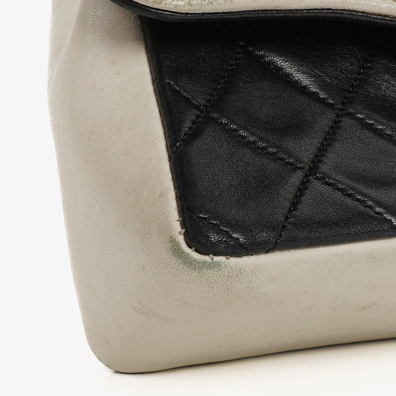 Chanel Mini Diana Flap Bag Black And White Quilted Lambskin 24K Gold-Plated Hardware
