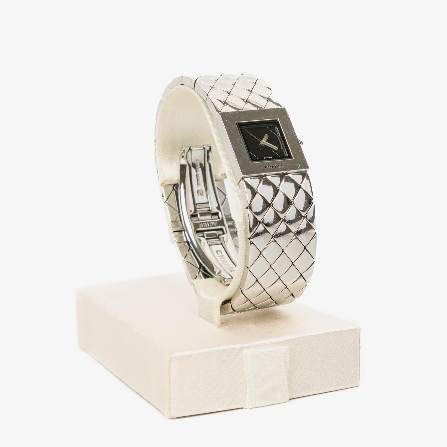 Chanel Stainless Steel 19mm Quilted Matelasse Acier Quartz Watch Black