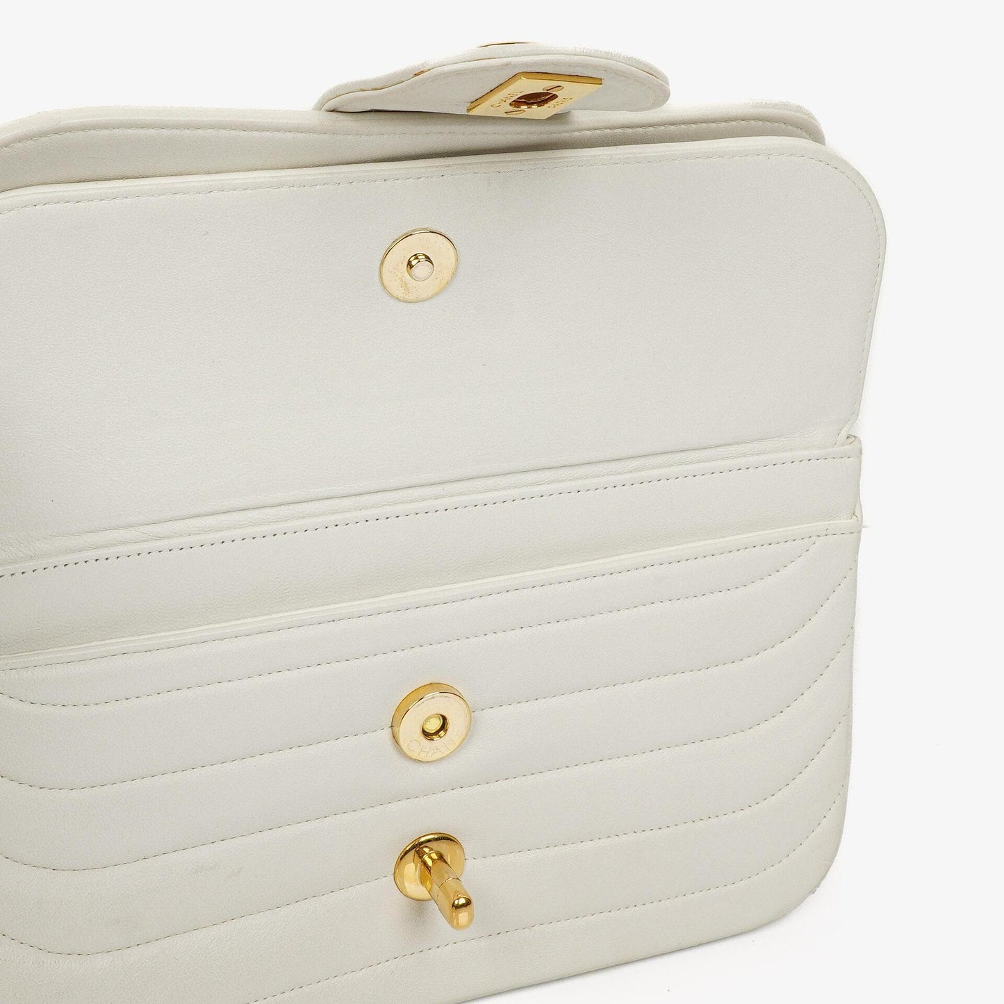 Chanel White Horizontal Quilted Small Double Flap Bag With 24K Gold-Plated Hardware