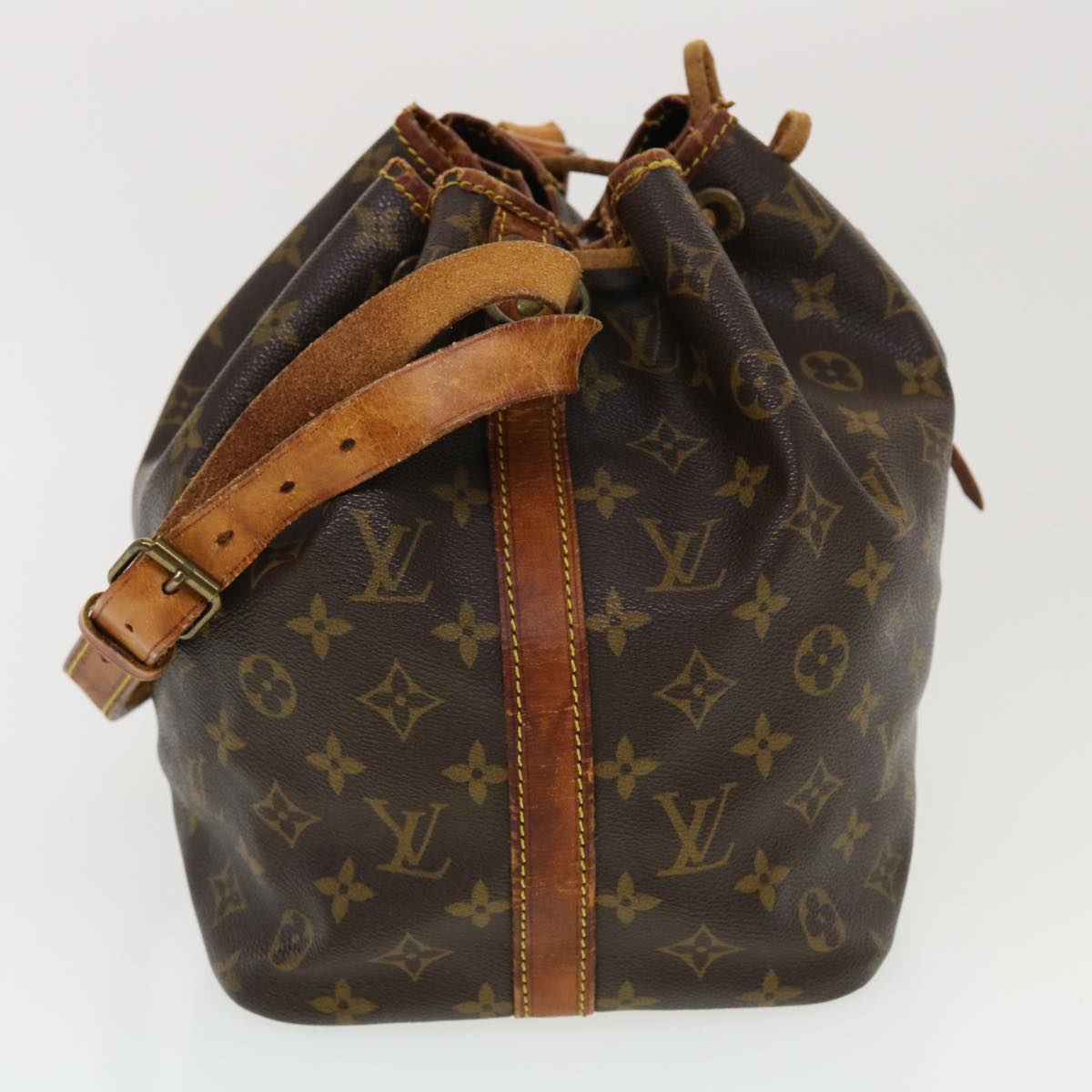 LOUIS VUITTON Monogram Petit Noe Shoulder Bag M42226 LV cl545