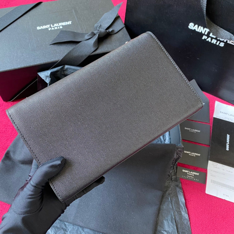 Yves Saint Laurent Day Modern Handbag