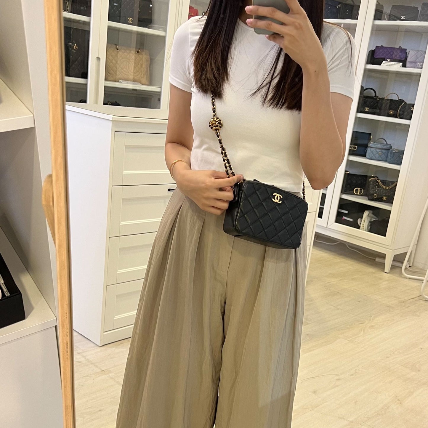 Chanel 22S Pearl Crush Camera Camera Bag - Rovelle Bags