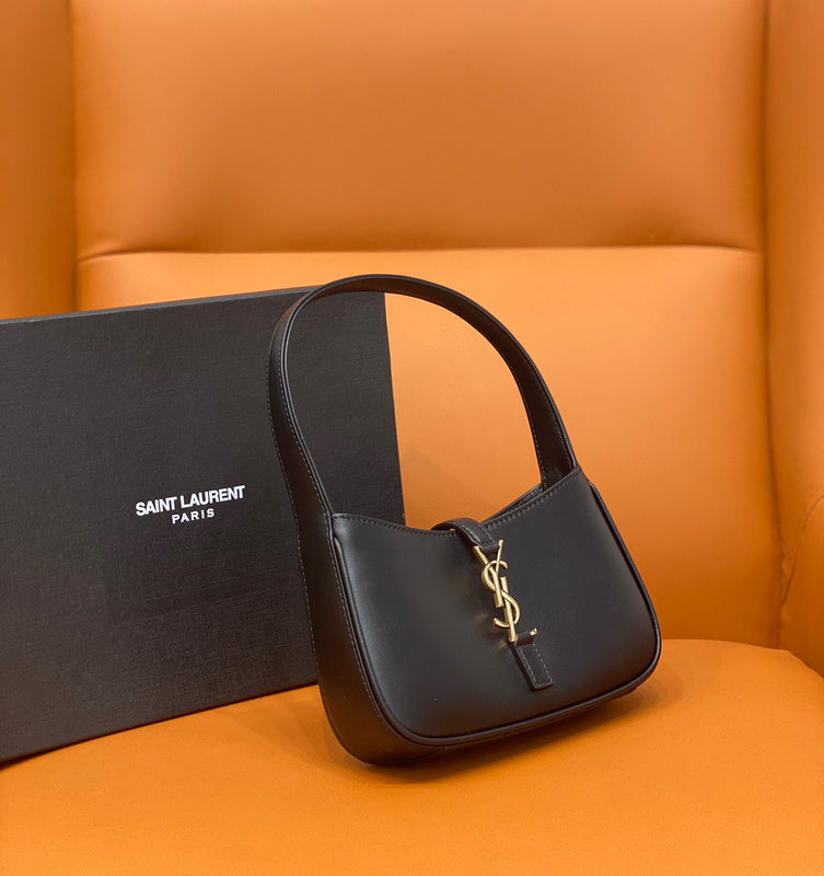 Yves Saint Laurent - Bags - 229