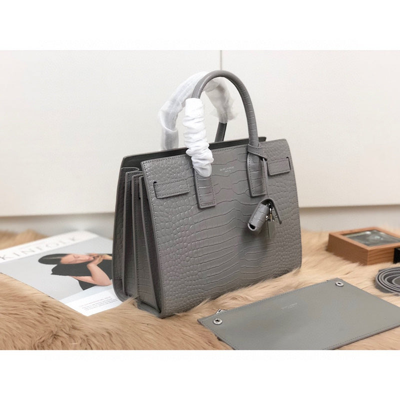 Yves Saint Laurent - Bags - 390