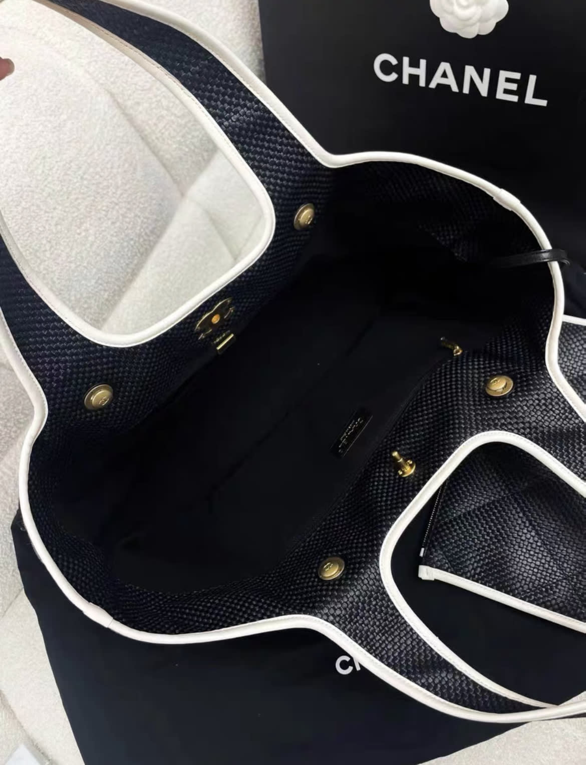 Chanel Shopping Tote Tote - Rovelle Bags