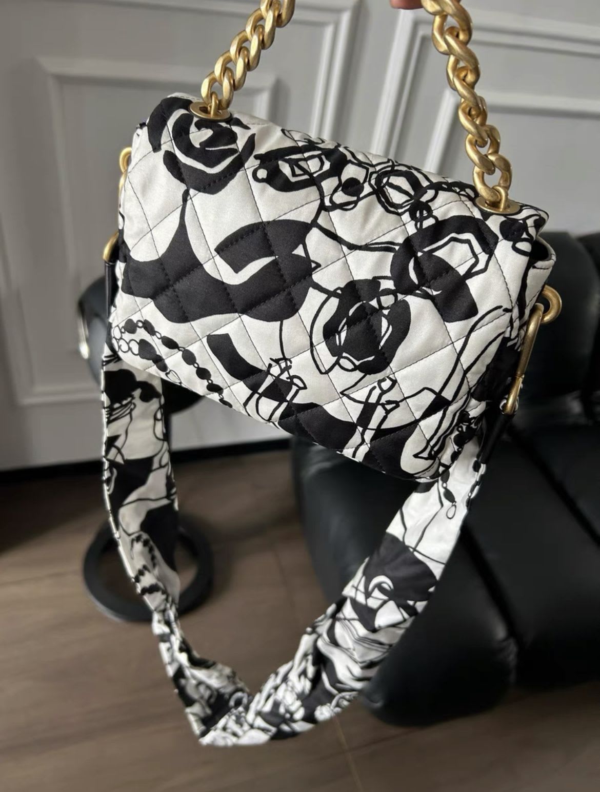 Chanel Handbag - Rovelle Bags
