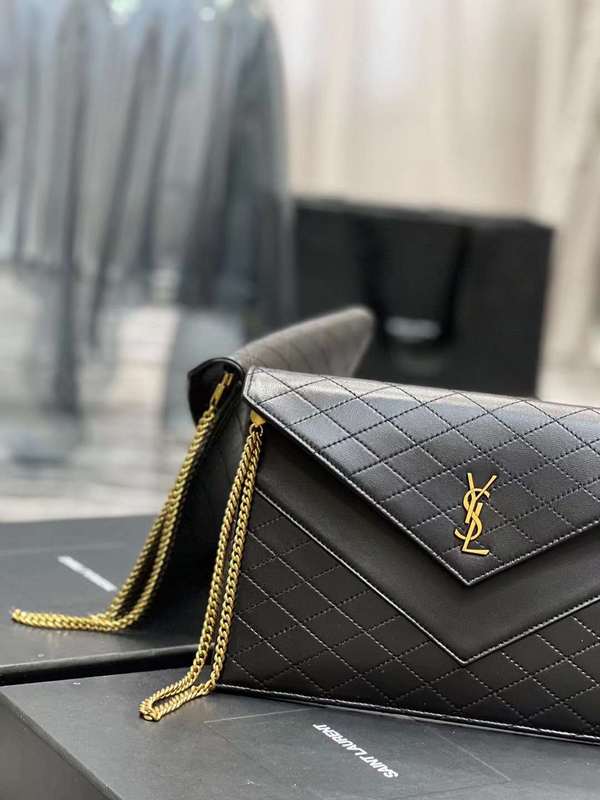 Yves Saint Laurent Atelier Signature Handbag