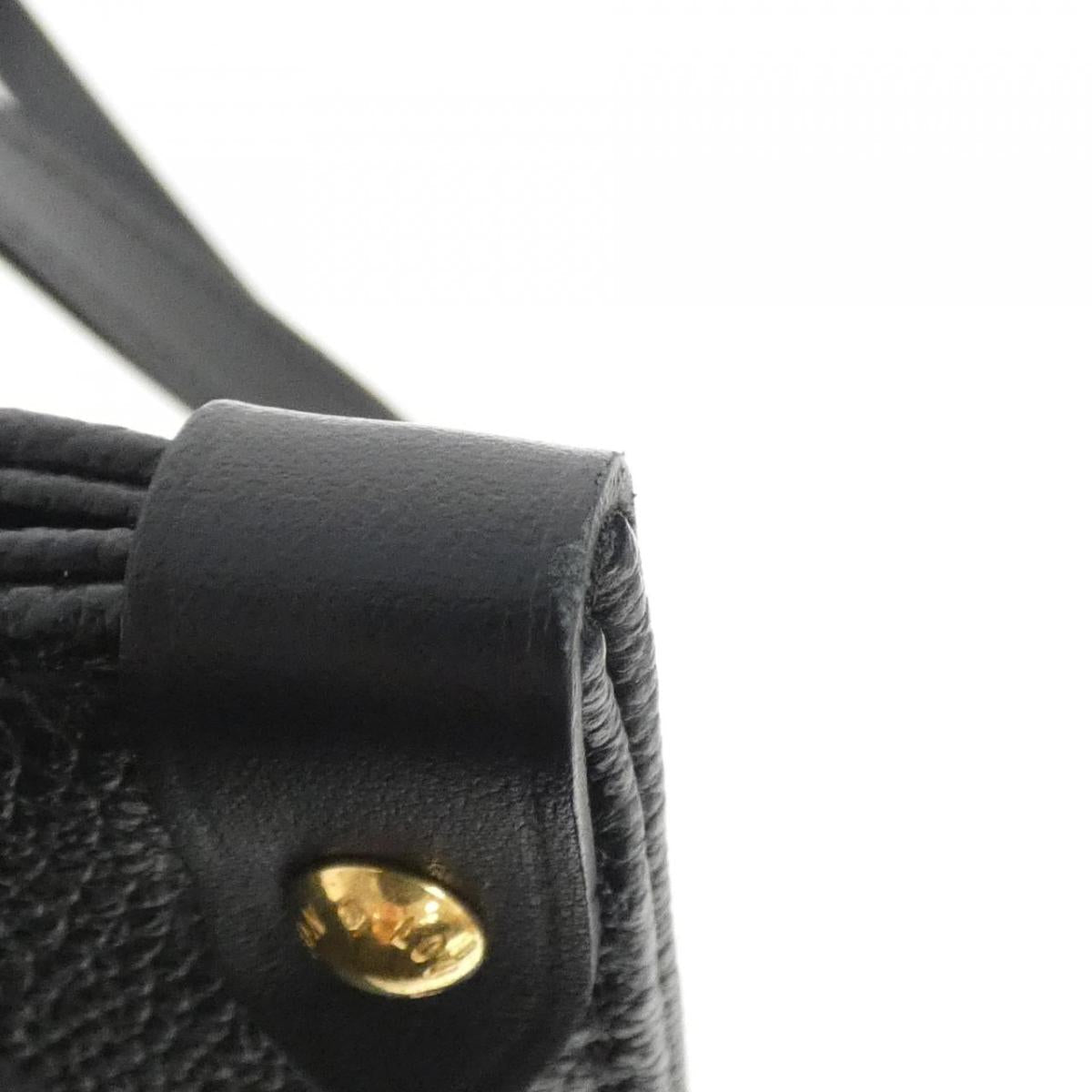Louis Vuitton Monogram On The Go GM M44925 Bag