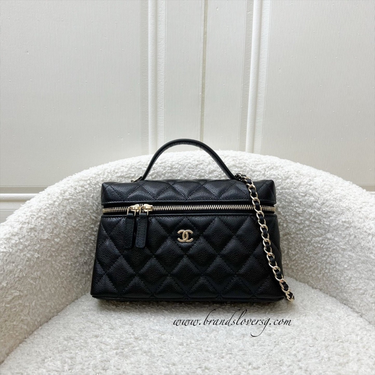 Chanel 25C Vanity / Clutch with Vanity Bag - Rovelle Bags