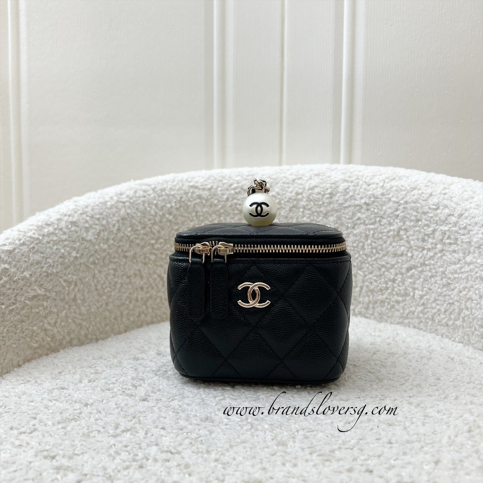 Chanel Mini Cube Clutch with Chain Clutch Bag - Rovelle Bags