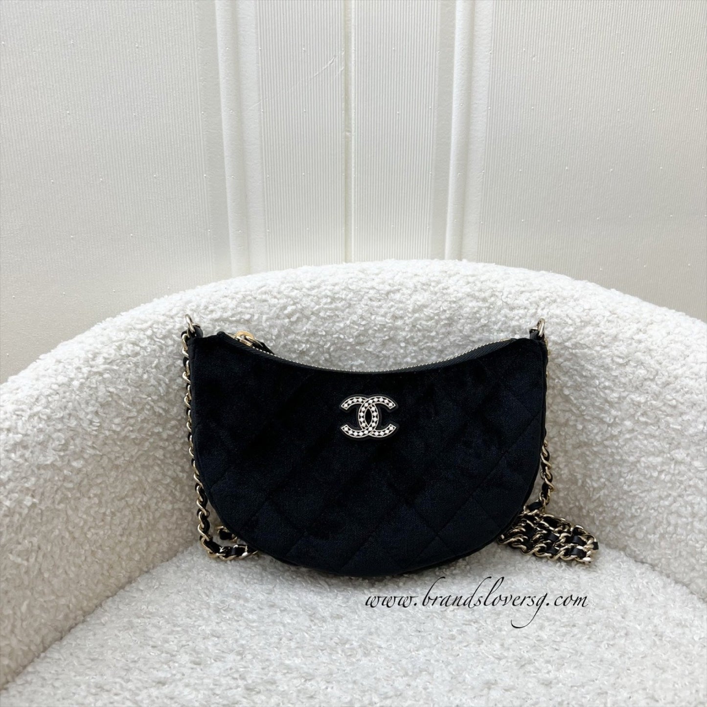 Chanel VIP Gift Crossbody Crossbody Bag - Rovelle Bags