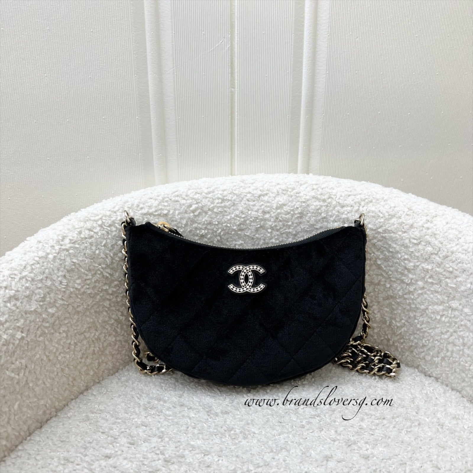 Chanel VIP Gift Crossbody Crossbody Bag - Rovelle Bags