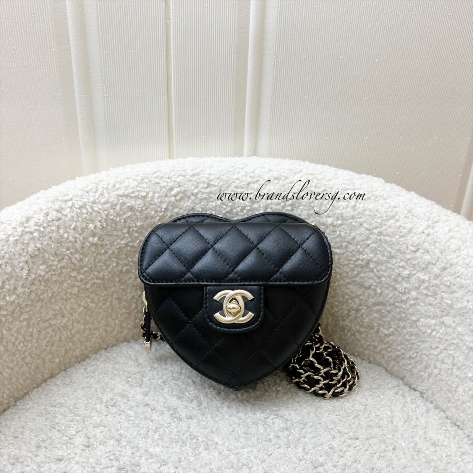 Chanel Mini Heart Clutch with Chain Clutch Bag - Rovelle Bags