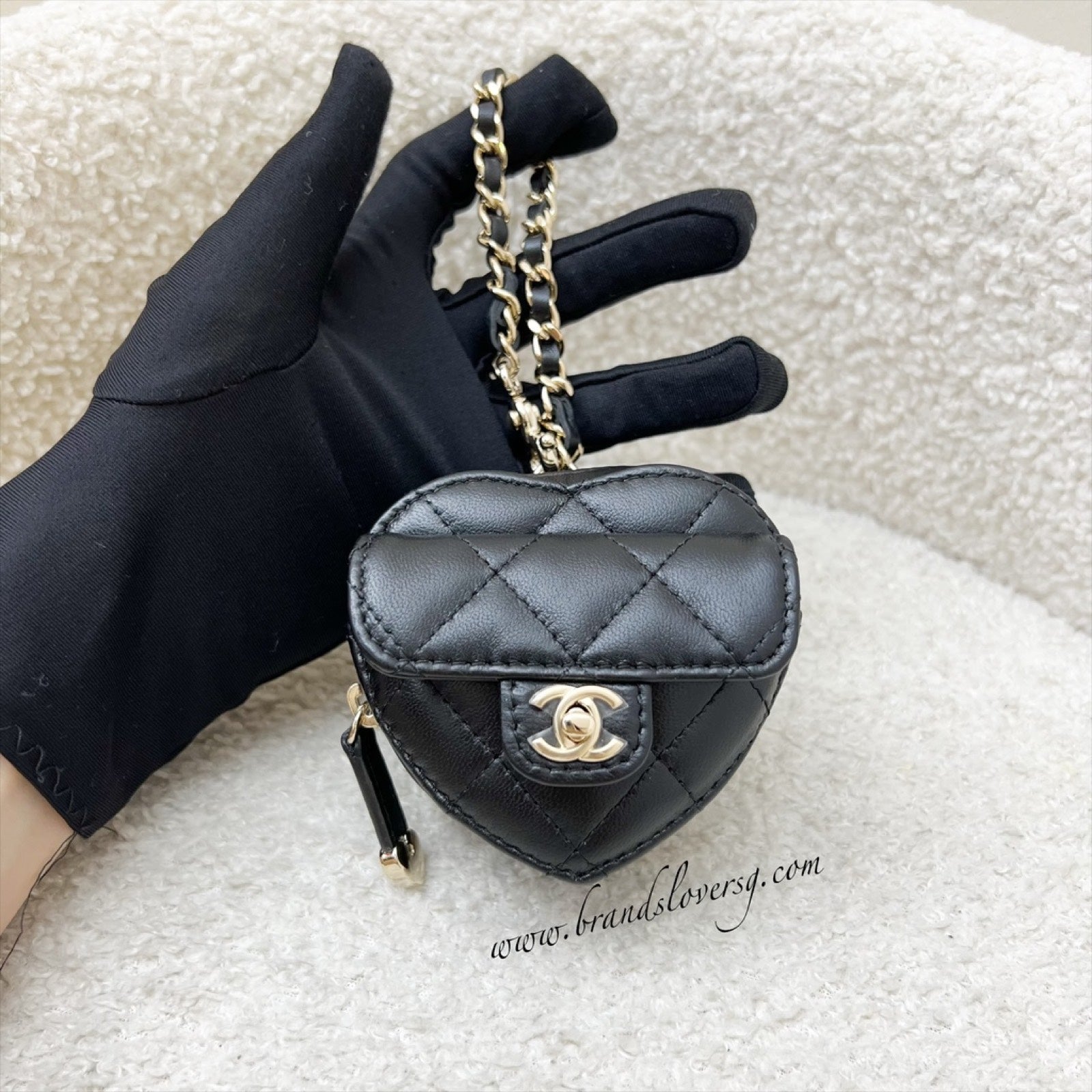 Chanel 25B Mini Heart Handbag - Rovelle Bags