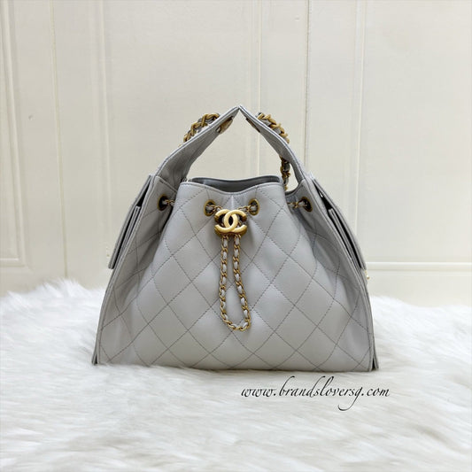 Chanel [Un - June 2025] Chanel Hobo Bag - Rovelle Bags