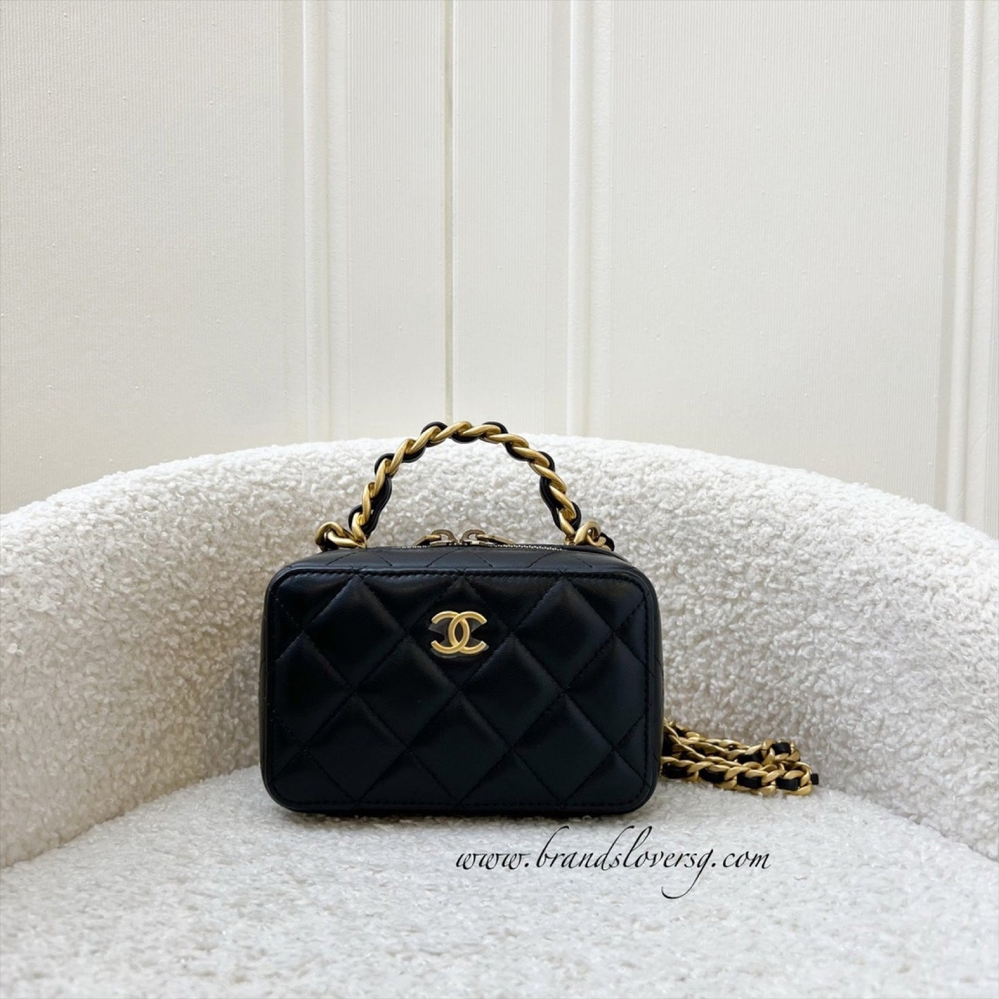 Chanel 22A Afternoon Tea Vanity / Vanity Bag - Rovelle Bags