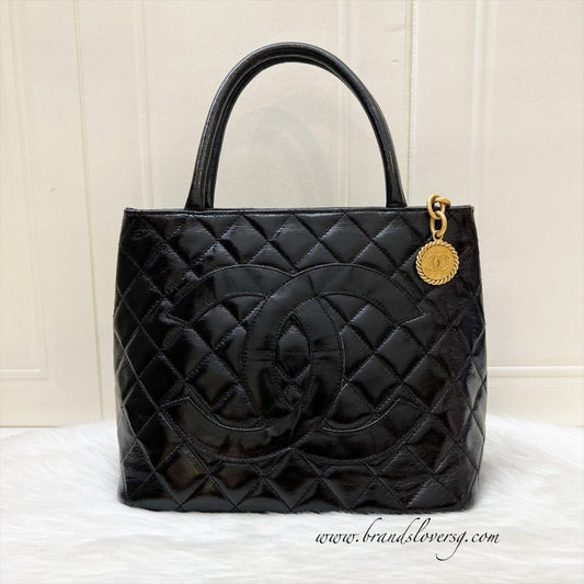 Chanel Medallion Tote in Black Glossy Tote Bag - Rovelle Bags