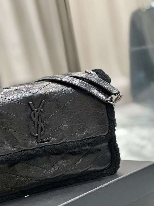 Yves Saint Laurent Boutique Essential Handbag