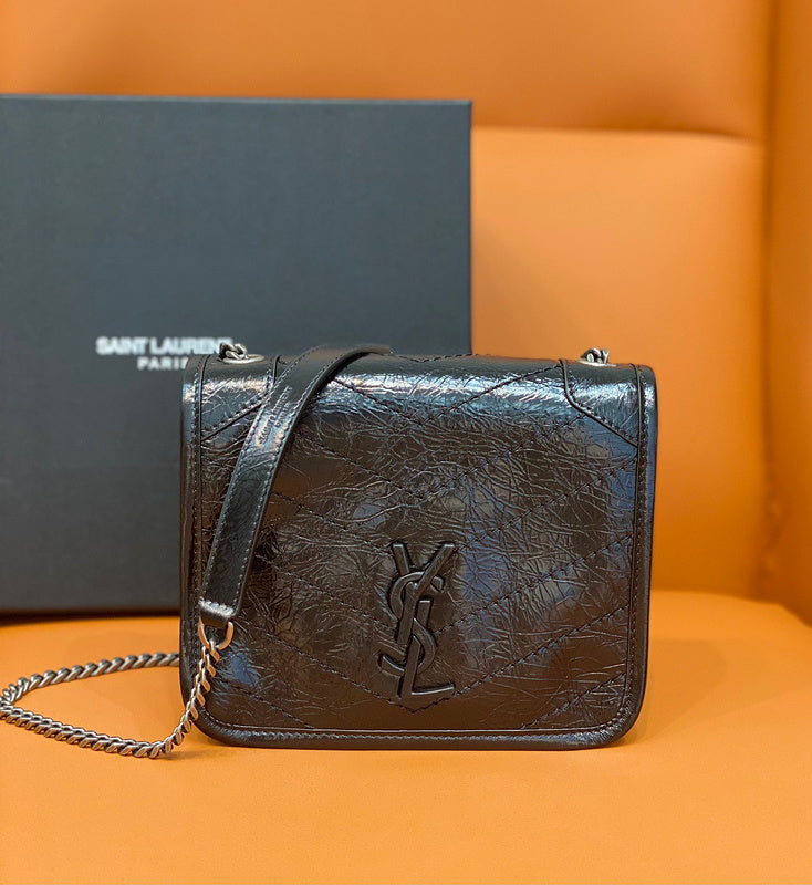Yves Saint Laurent - Bags - 323