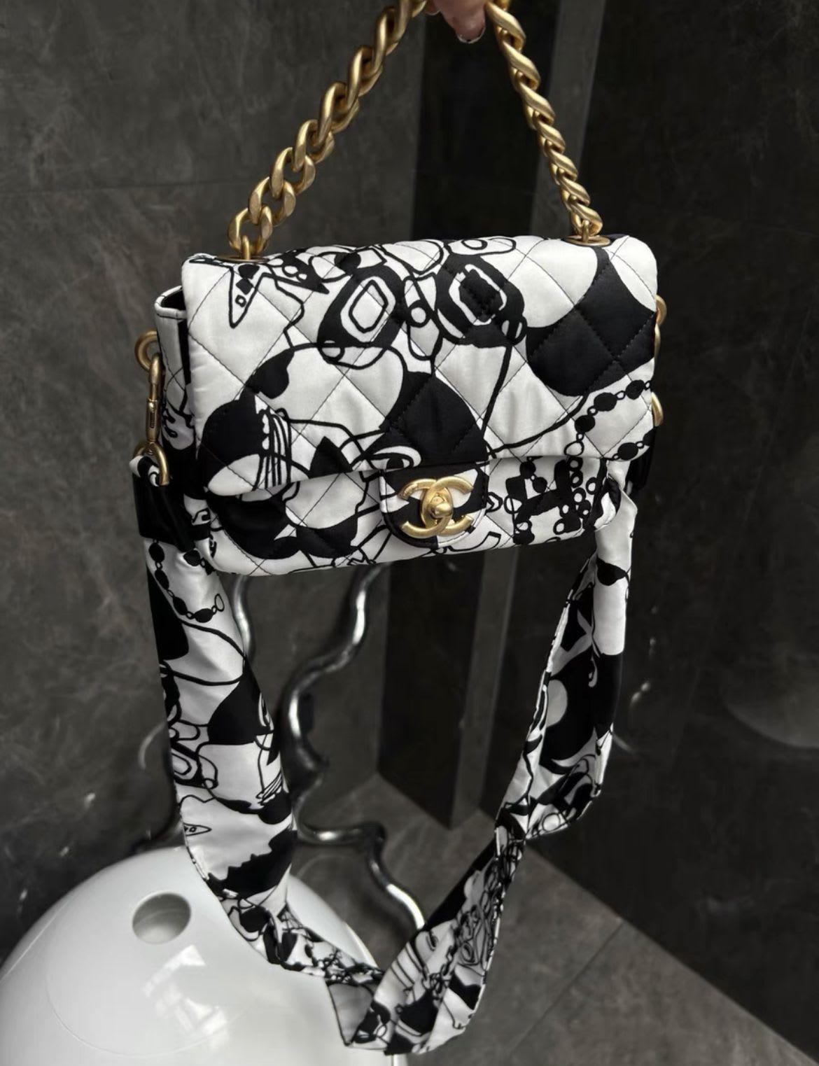 Chanel Handbag - Rovelle Bags