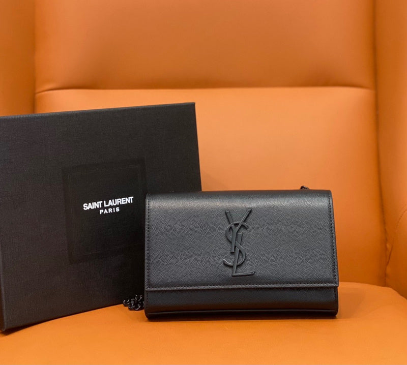 Yves Saint Laurent - Bags - 255