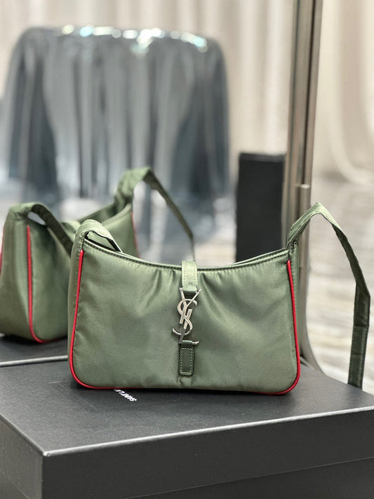 Yves Saint Laurent - Bags - 161