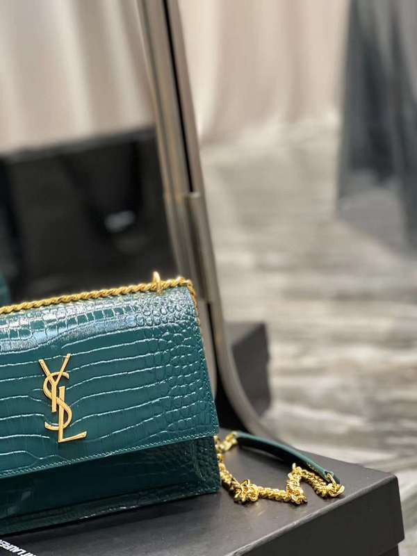Yves Saint Laurent City Modern Handbag