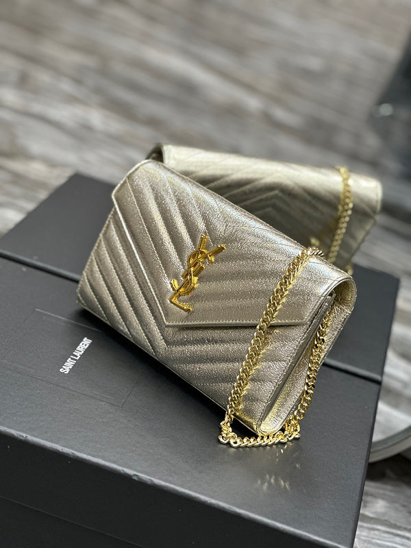 Yves Saint Laurent Icon Polished Handbag