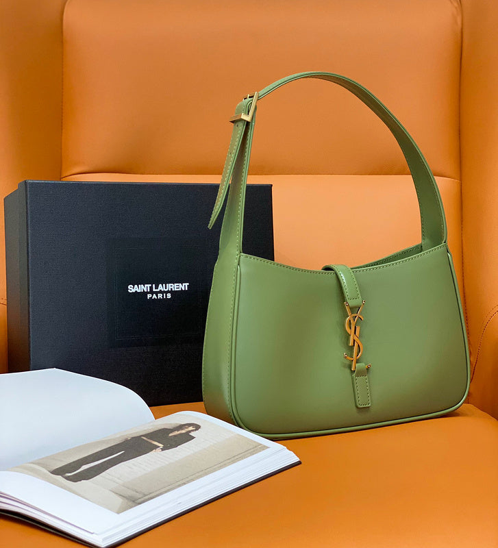 Yves Saint Laurent - Bags - 240