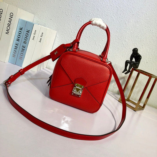 Louis Vuitton Luxury Bags 1904