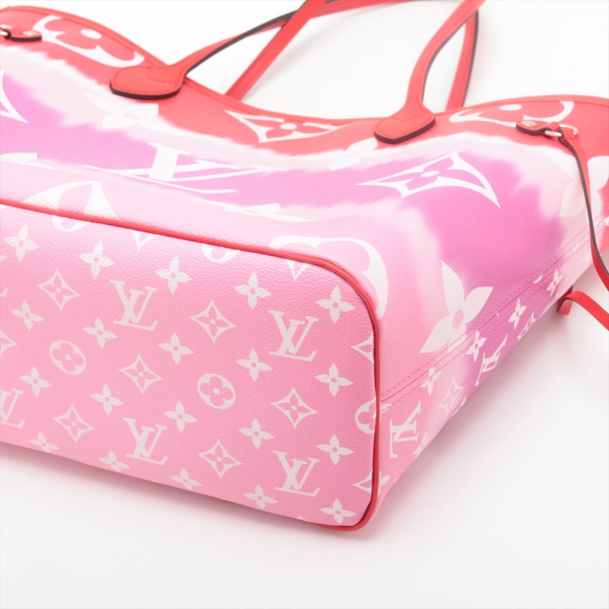 Louis Vuitton LV Escal Nevarful MM M45127 at