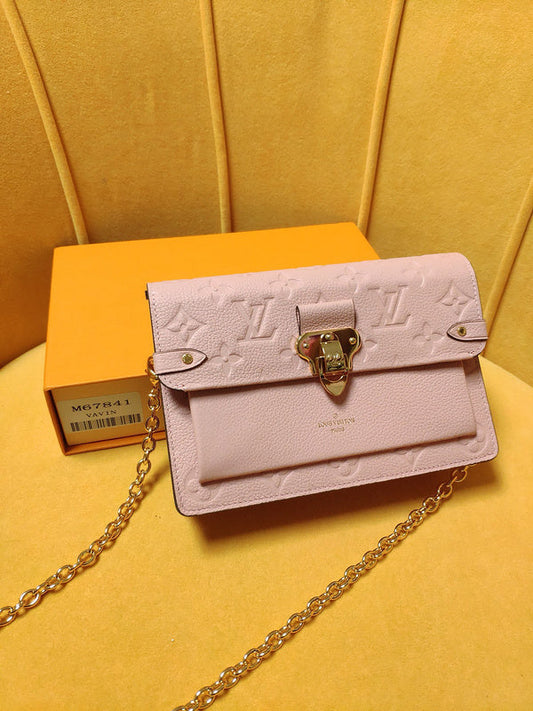 Louis Vuitton Luxury Bags 2182