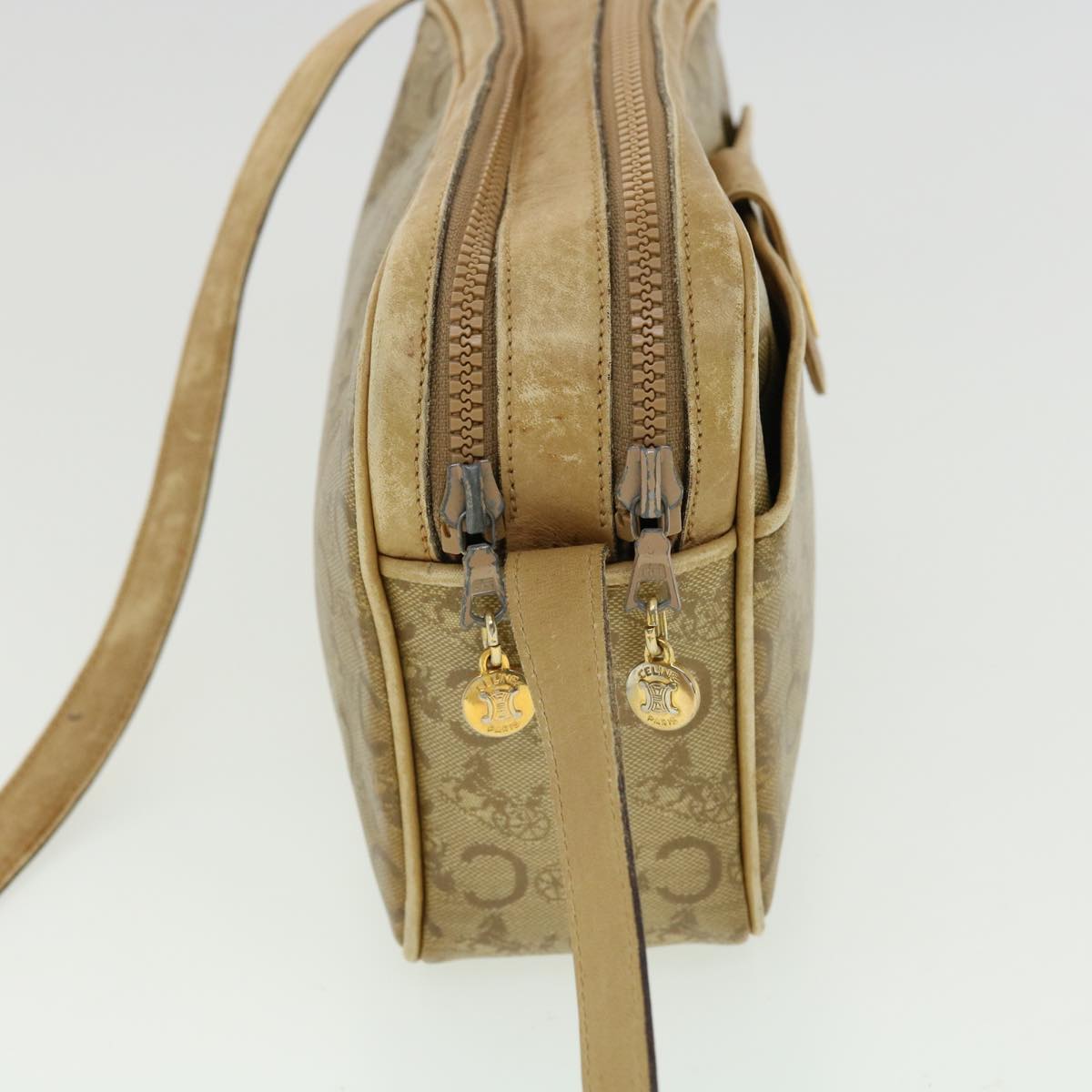 Luxury CELINE C Macadam Canvas Shoulder Bag Beige fm1641