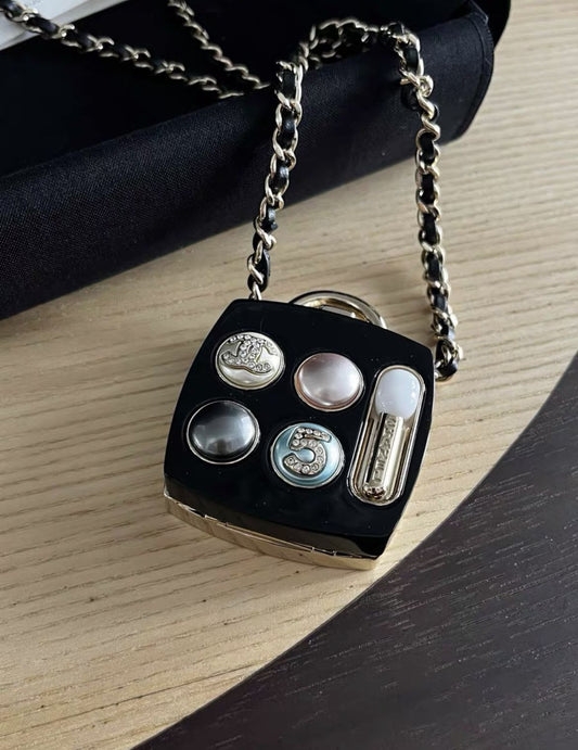 Chanel Handbag - Rovelle Bags