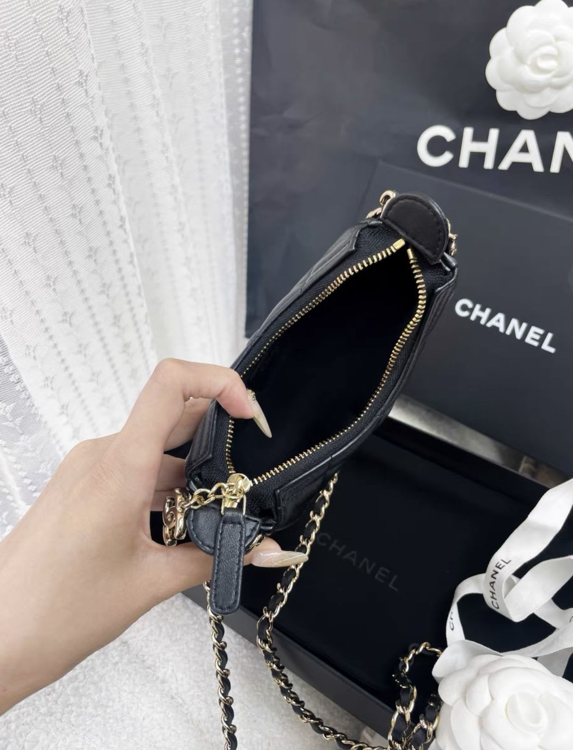 Chanel Handbag - Rovelle Bags