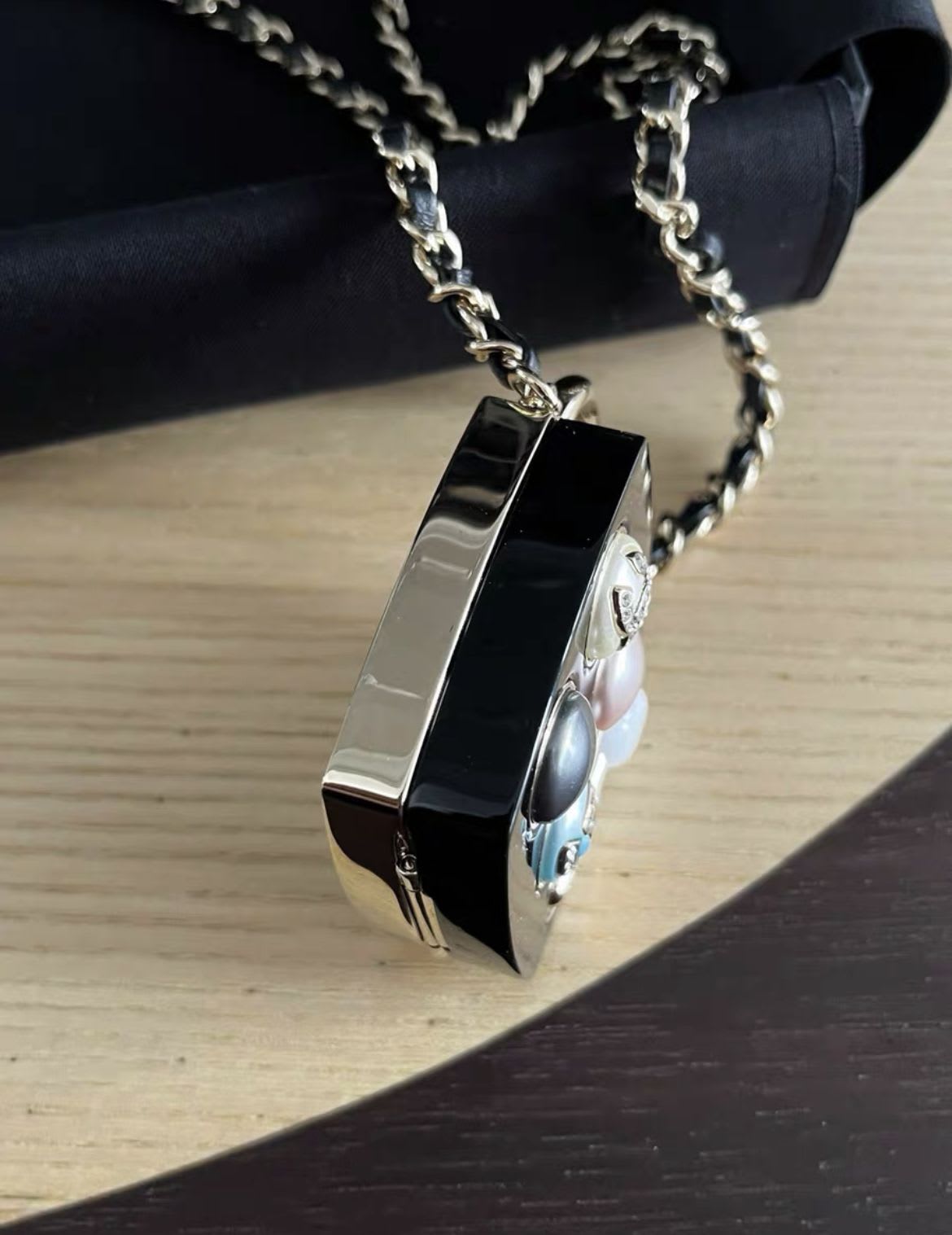 Chanel Handbag - Rovelle Bags