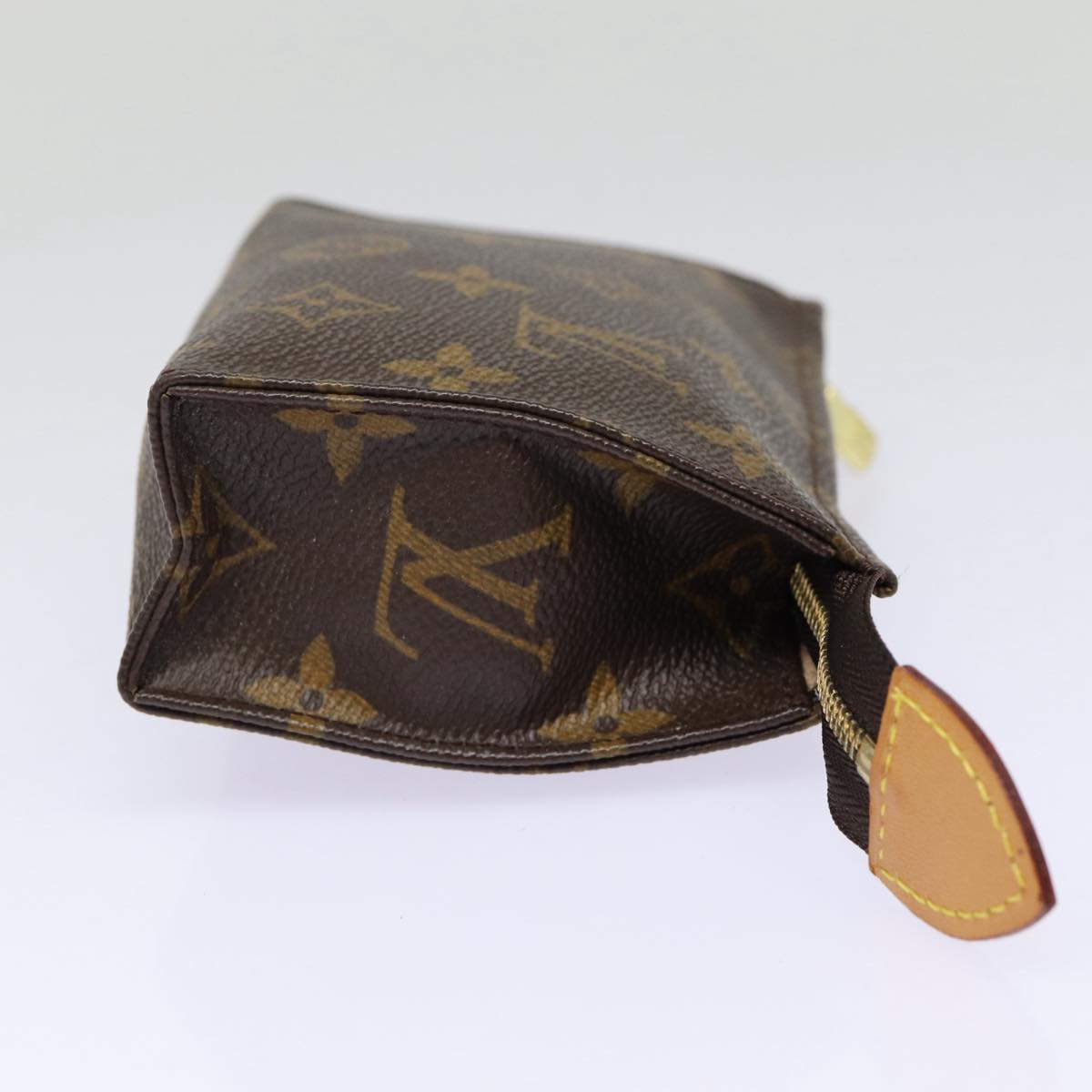 LOUIS VUITTON Monogram Poche Toilette 15 Pouch M47546 LV Auth hk1599