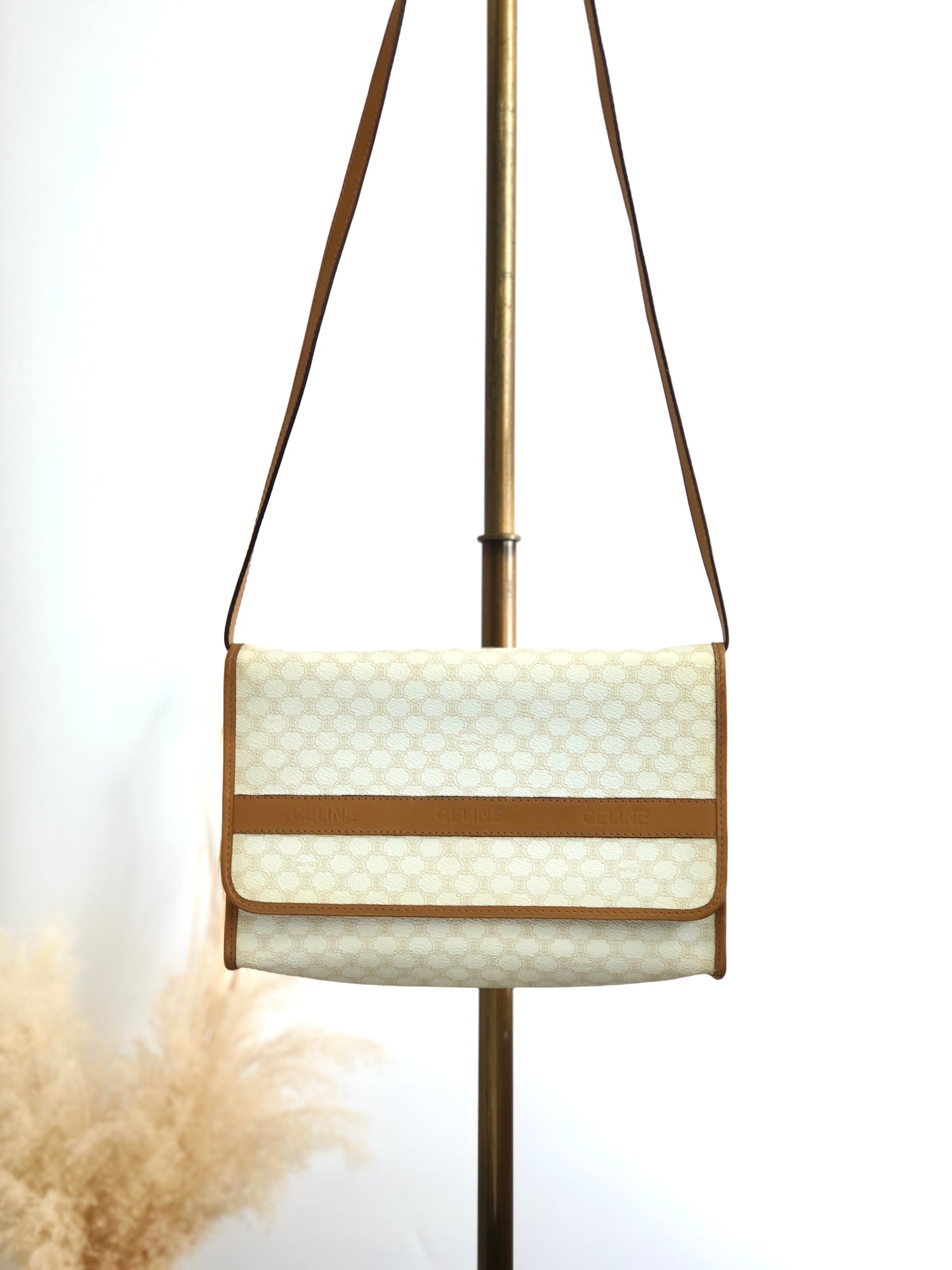 CELINE Macadam Shoulder bag White cwjrtc
